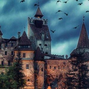 Проведи свій Halloween у Містичній Трансільванії Проведи свій Halloween у Містичній Трансільванії