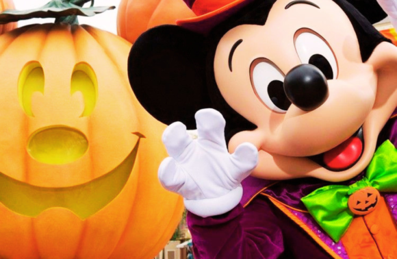 Автобусний тур «Страшно дивовижно: Halloween у Діснейленді + Париж» зі Львова